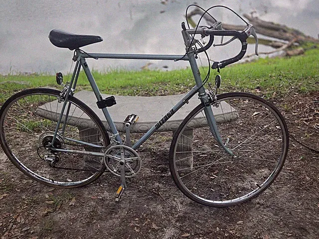 Vintage 1983 Miyata 1024 Road/City Bike – SunTour – Araya 26x1 3/8 – Needs Tires